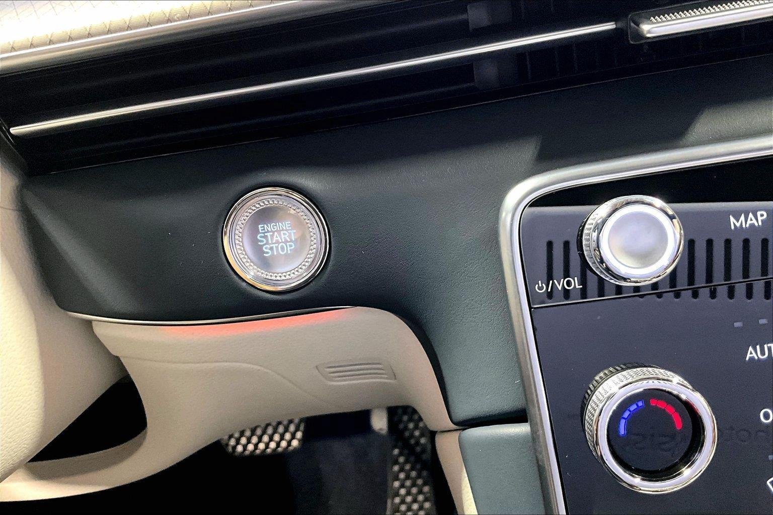 New 2027 Bering Blue Genesis 3.5T PRESTIGE image 16