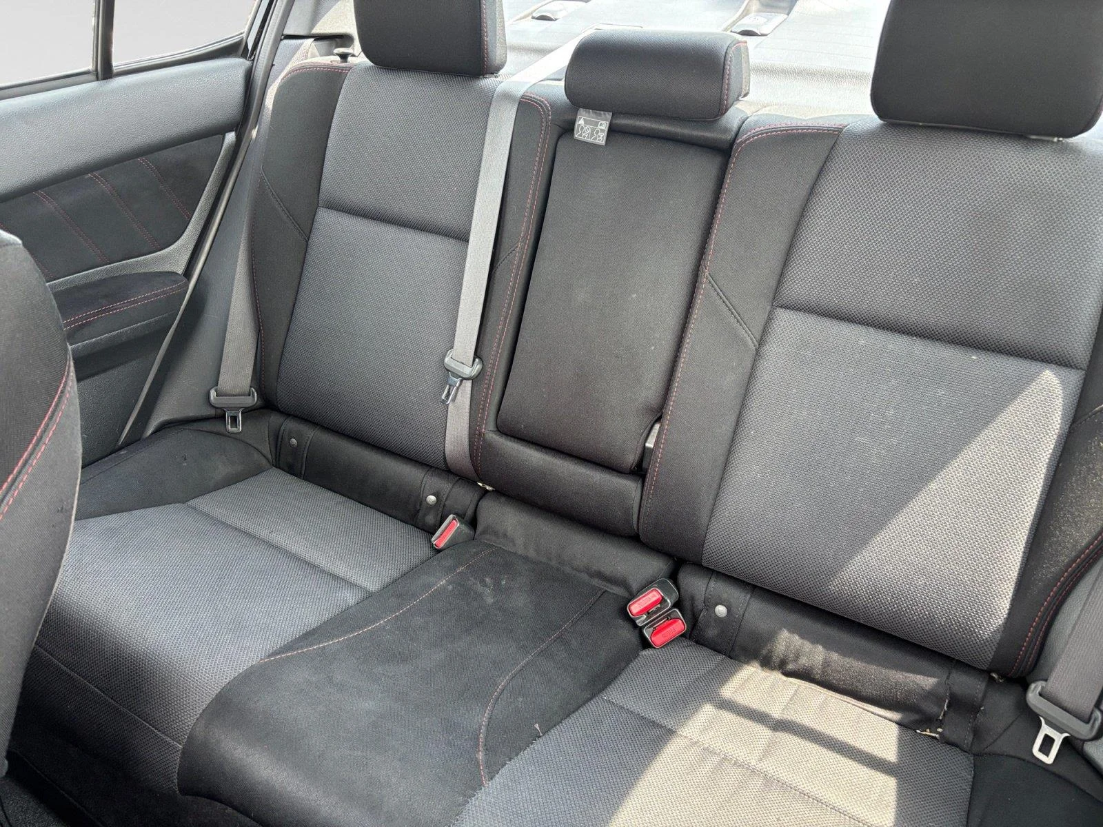 Used 2018 Crystal Black Silica Subaru Base image 13