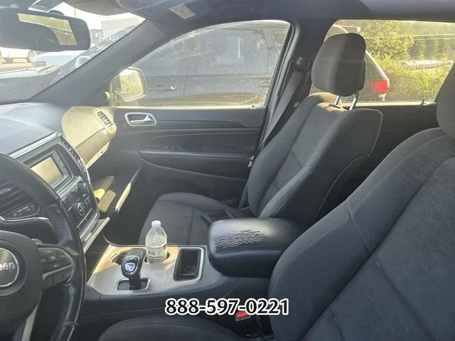 Used 2014 Silver Jeep Laredo image 7