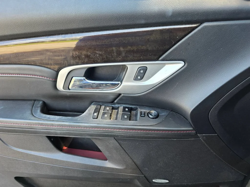 Used 2013 Quicksilver Metallic GMC Denali image 15