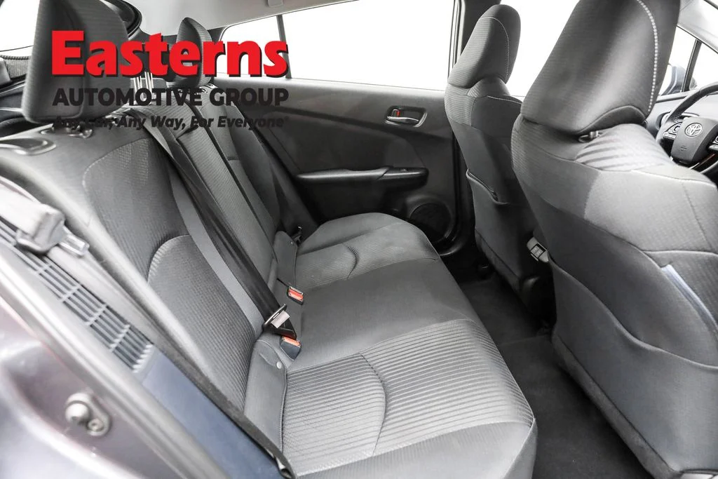 Used 2021 Gray Toyota LE image 21