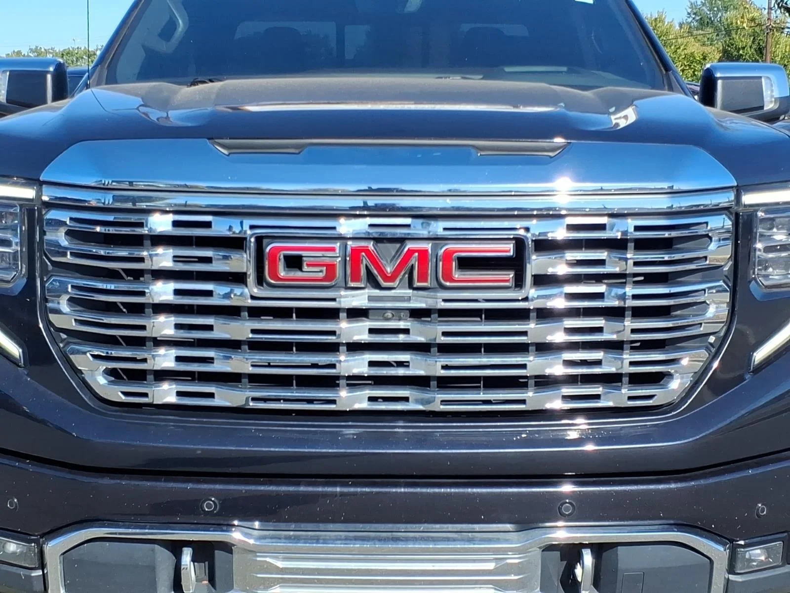 Used 2023 Titanium Rush Metallic GMC Denali image 16