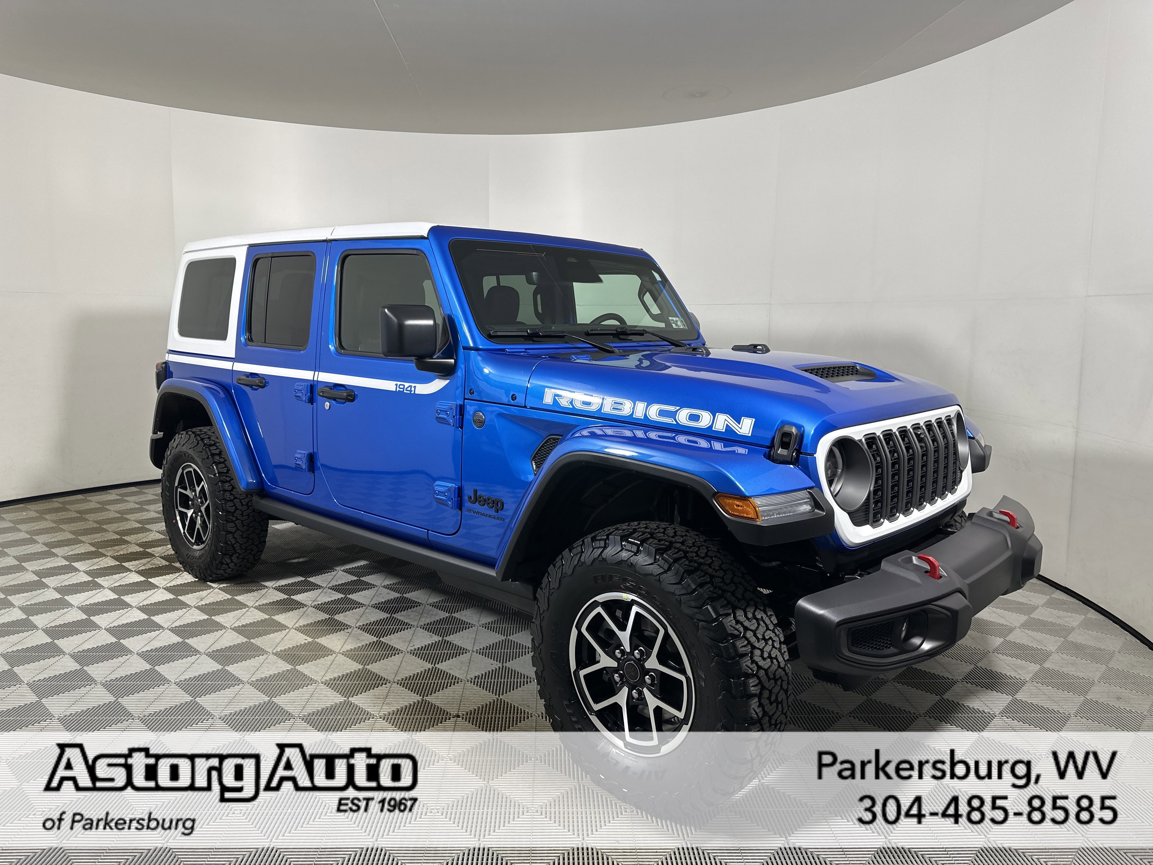 New 2026 Hydro Blue Pearl-Coat Exterior Paint Jeep Rubicon image 1