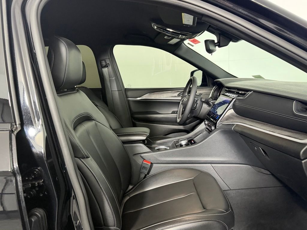 Certified Used 2024 Black Jeep Limited image 32