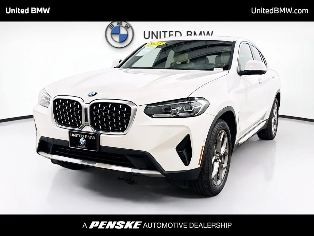 2023 BMW X4 xDrive30i's photo