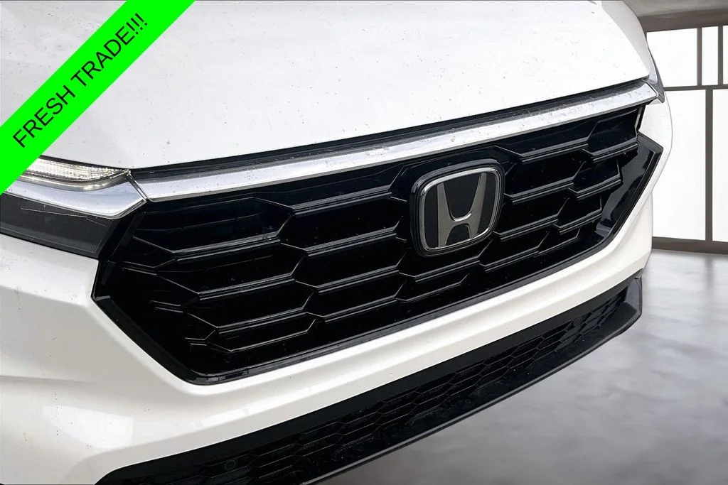 Used 2024 White Honda EX-L image 30