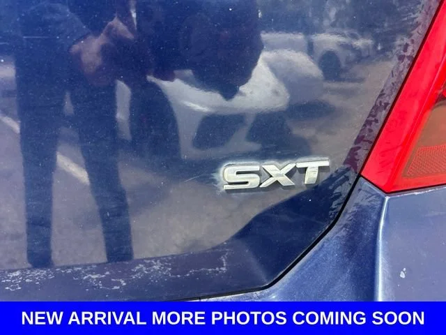 Used 2013 Blue Dodge SXT image 5