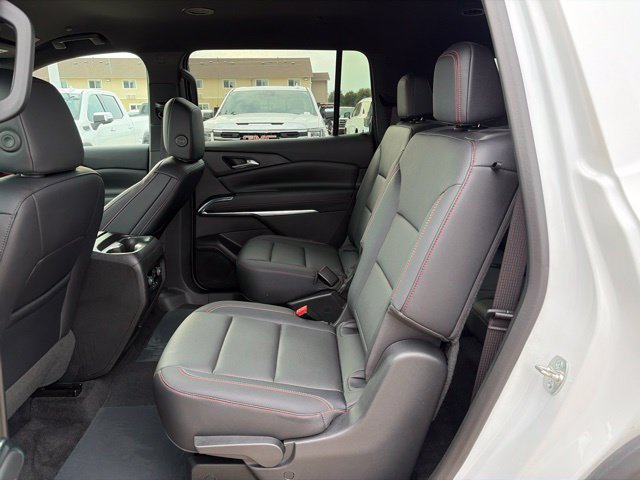 2025 Chevrolet Traverse Z71 - Photo 35