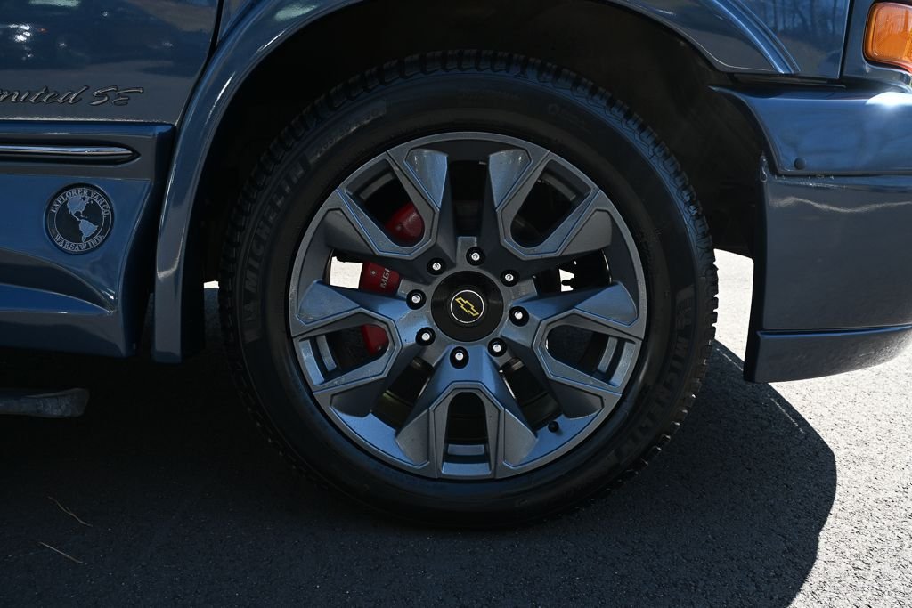 Used 2023  Explorer Conversion Van image 30
