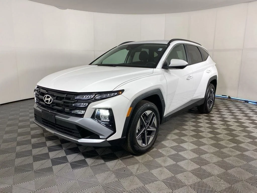 Used 2026 Serenity White Pearl Hyundai SEL image 10