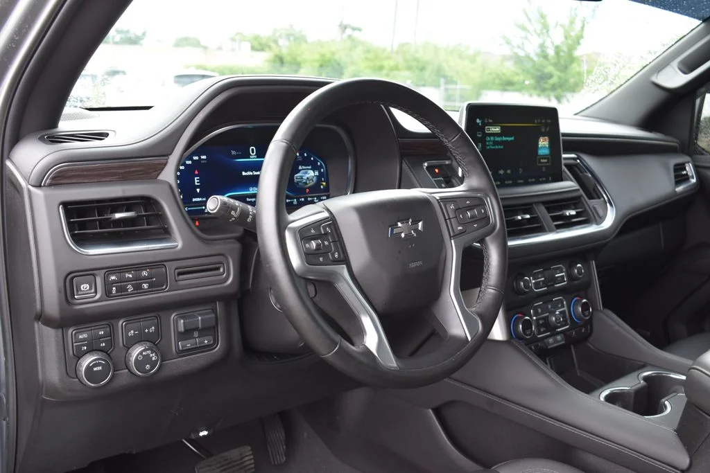 Used 2024 Sterling Gray Metallic Chevrolet Z71 image 10