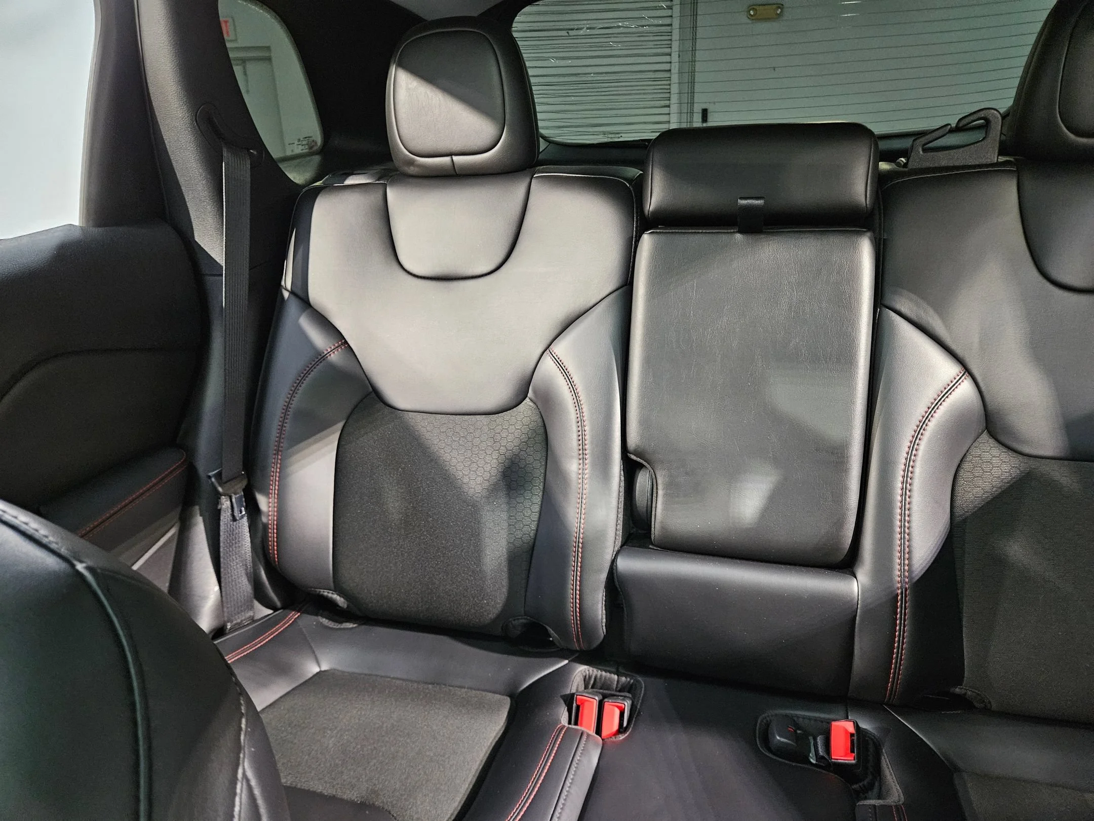 Used 2021 Bright White Clearcoat Jeep Trailhawk image 12