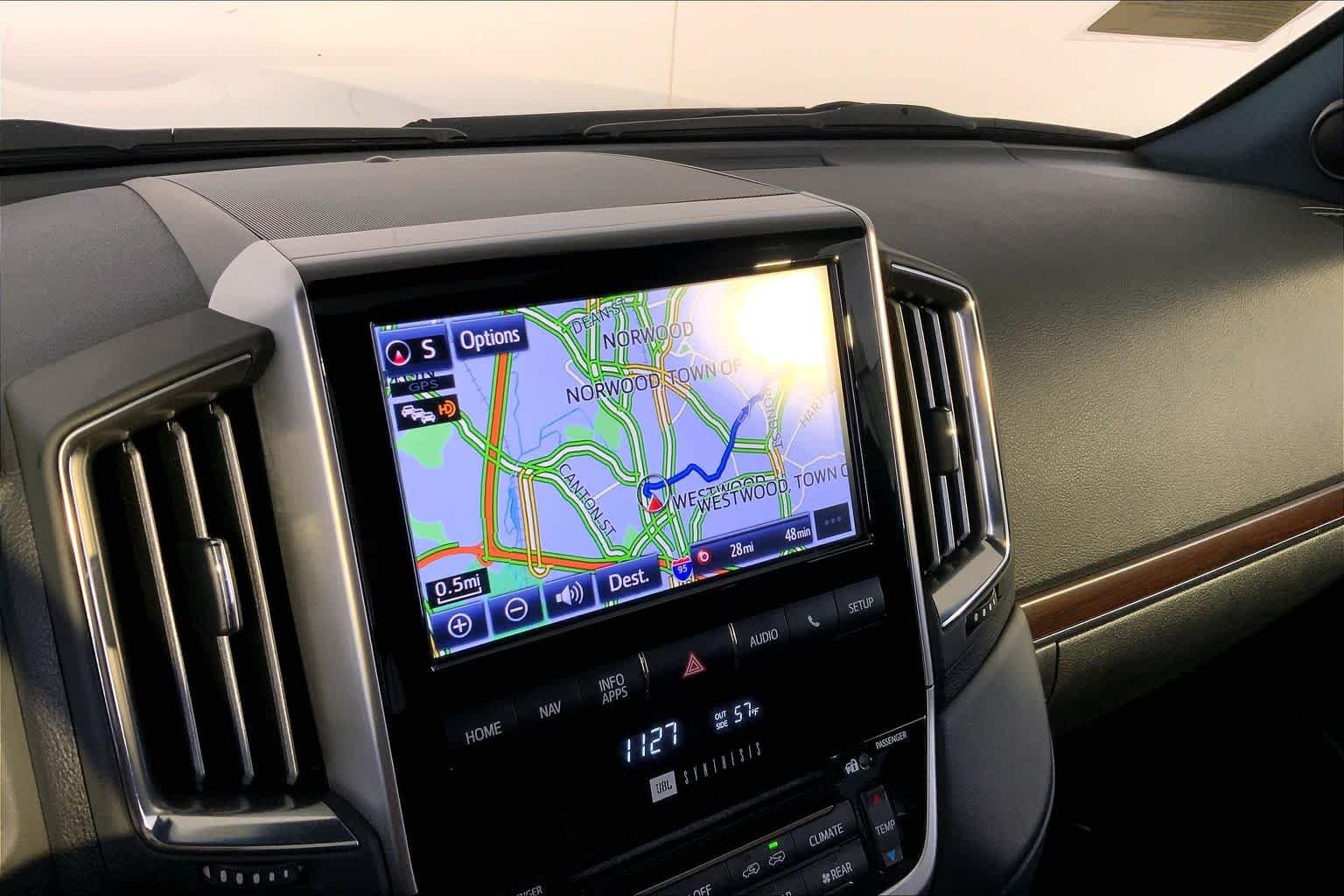 Used 2019 Blizzard Pearl Toyota  image 29