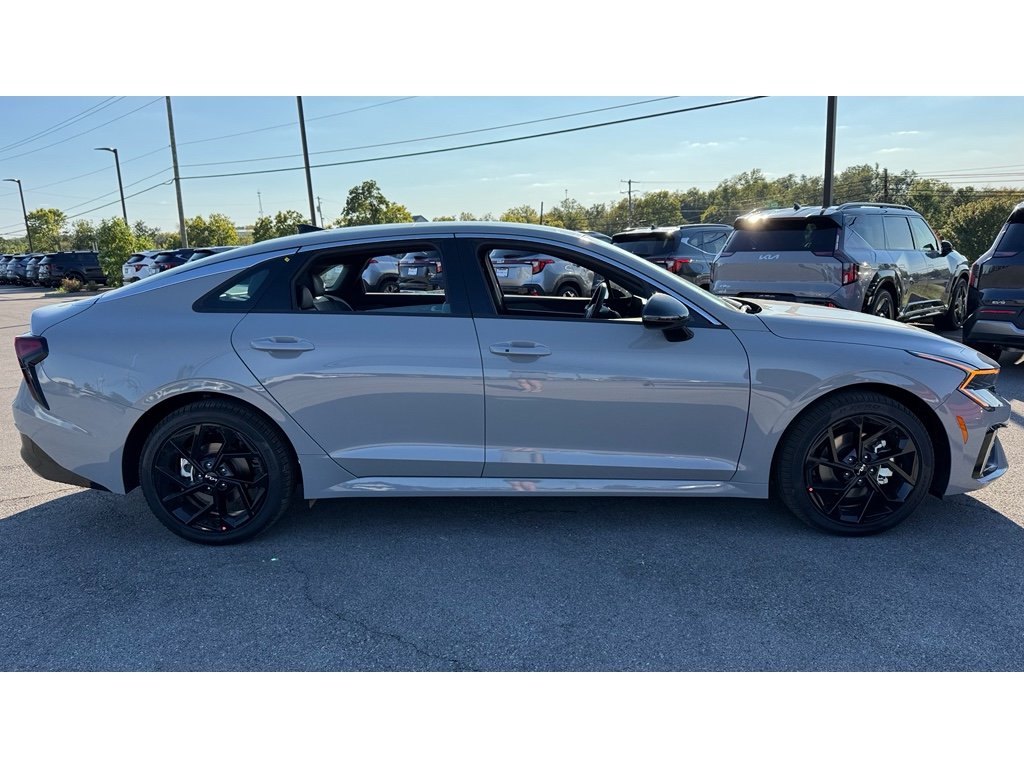 2026 Kia K5 GT-Line photo 2