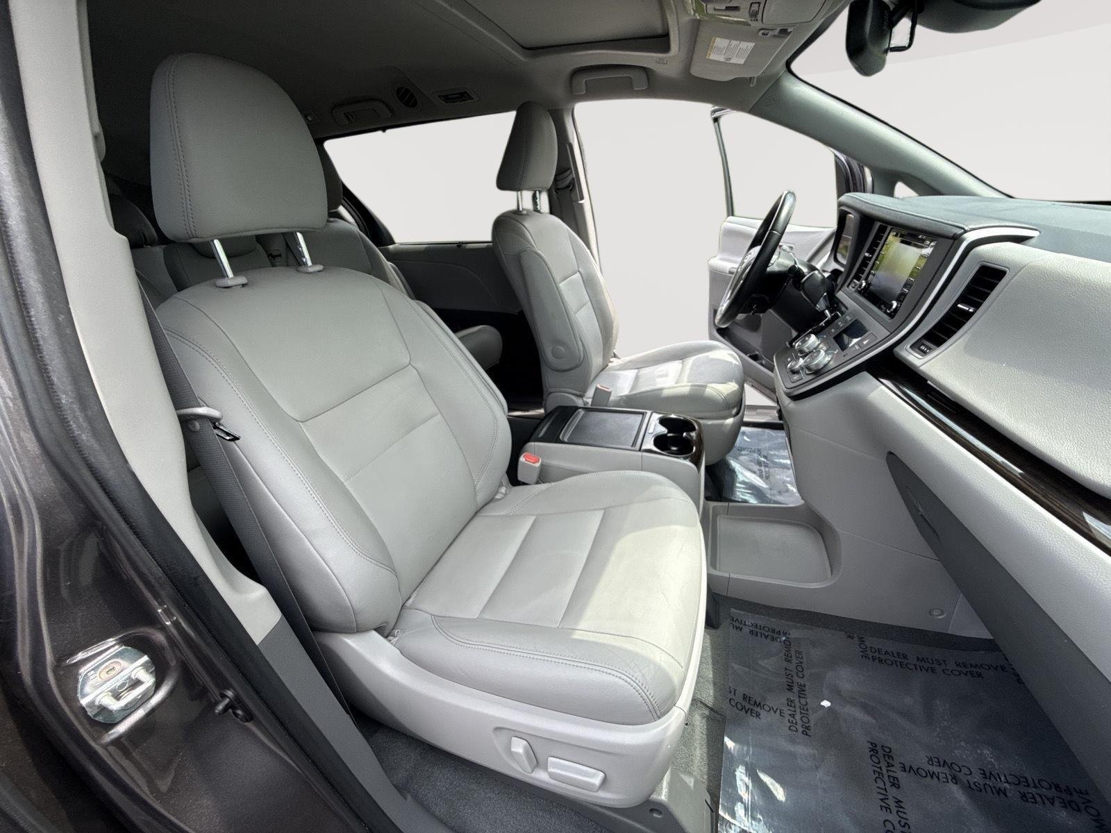 Certified Used 2020 Predawn Gray Mica Toyota XLE image 28