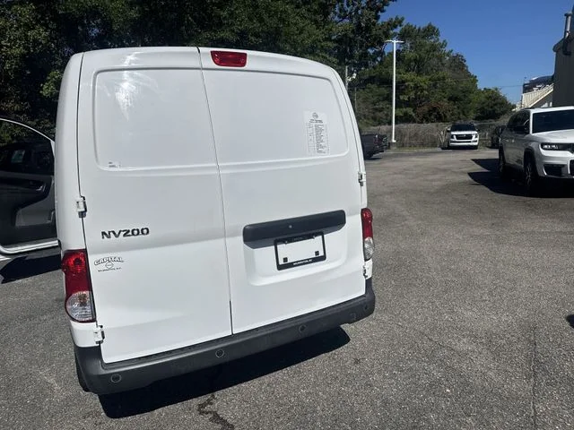 Used 2020 White Nissan S image 33