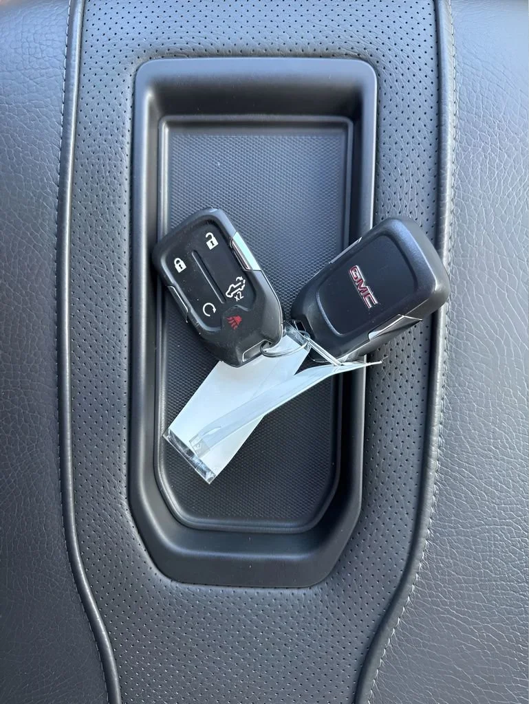 Used 2021 Satin Steel Metallic GMC Denali image 39
