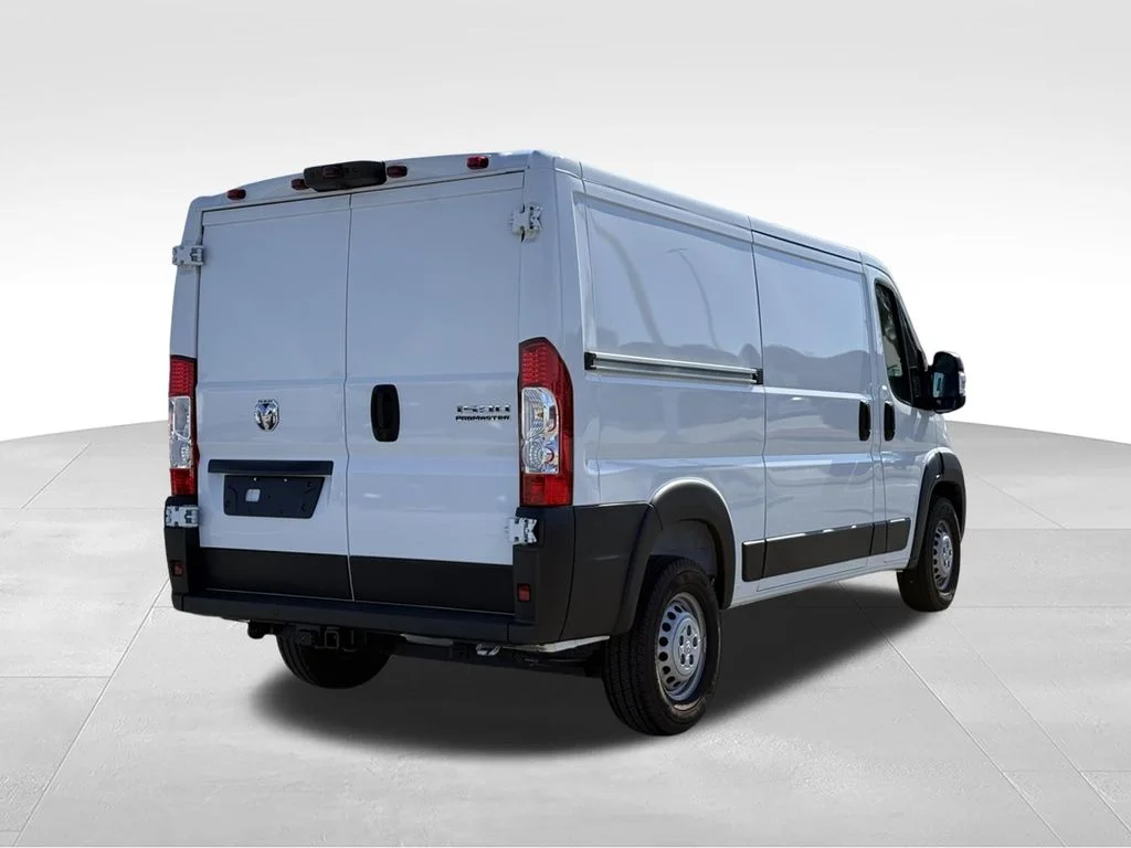 New 2025 Bright White Clear-Coat Exterior Paint RAM Low Roof image 5