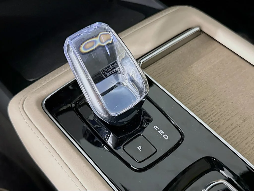 2026 Volvo XC90 Plus - Photo 17
