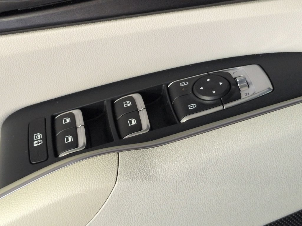 2025 Kia Sorento EX Hybrid - Photo 39