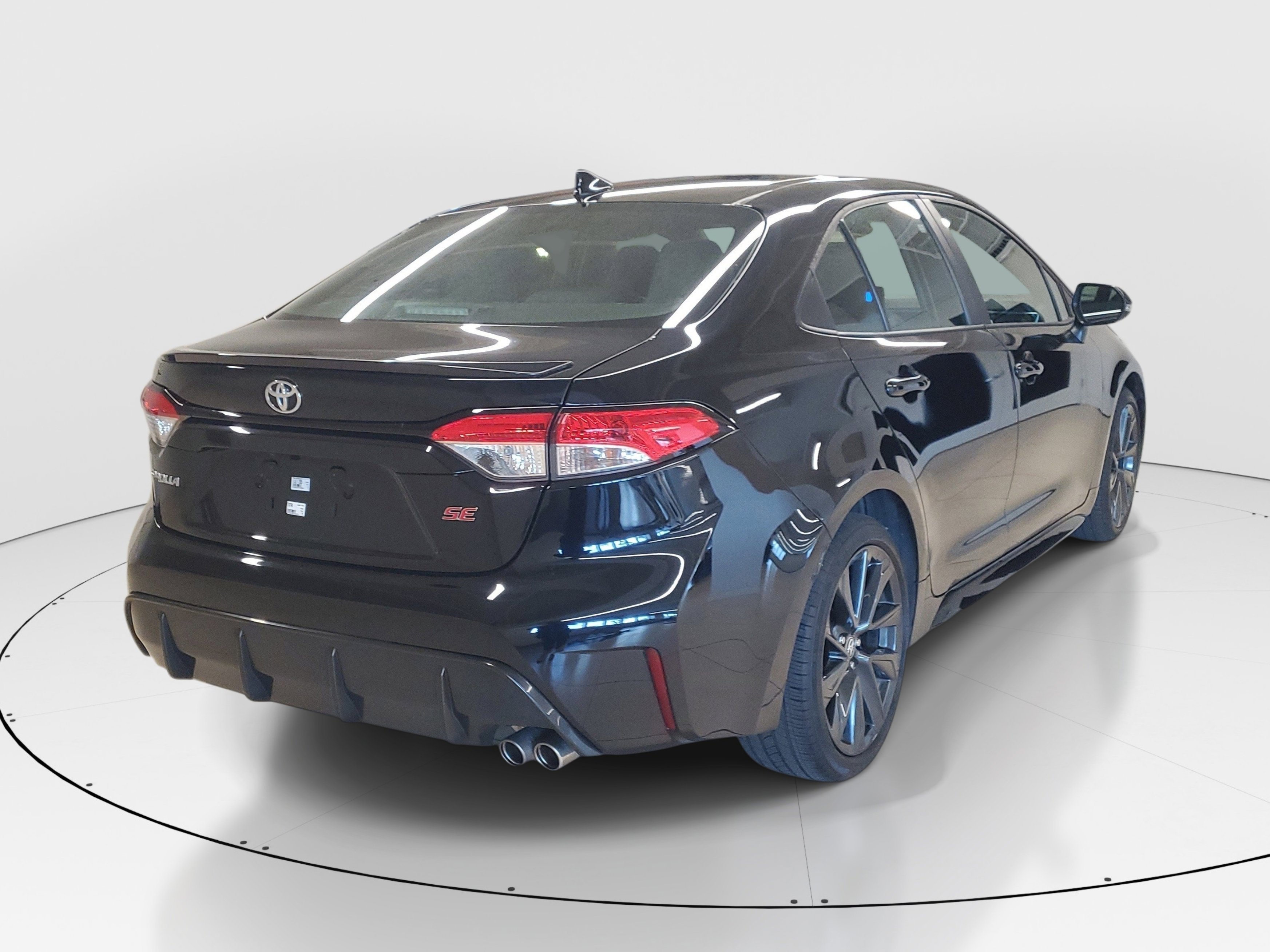 Used 2023 Midnight Black Metallic Toyota SE image 7