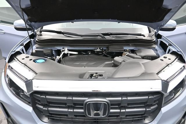 New 2026 Sonic Gray Pearl Honda RTL image 21