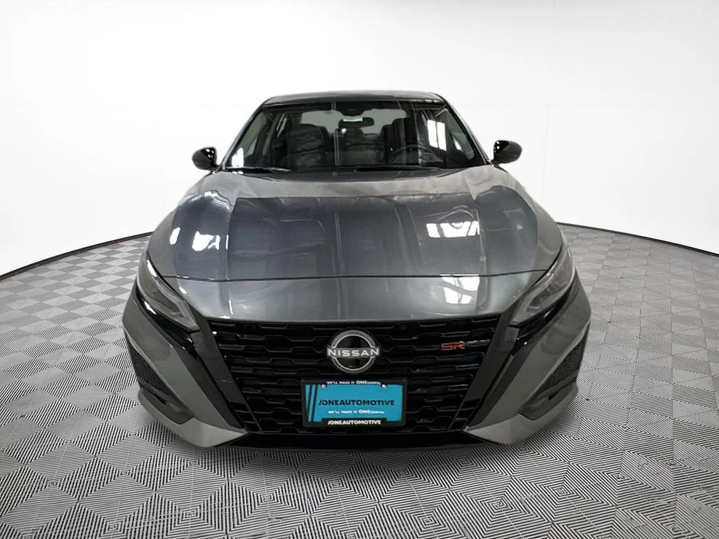 New 2026 Gray Nissan 2.5 SR image 3