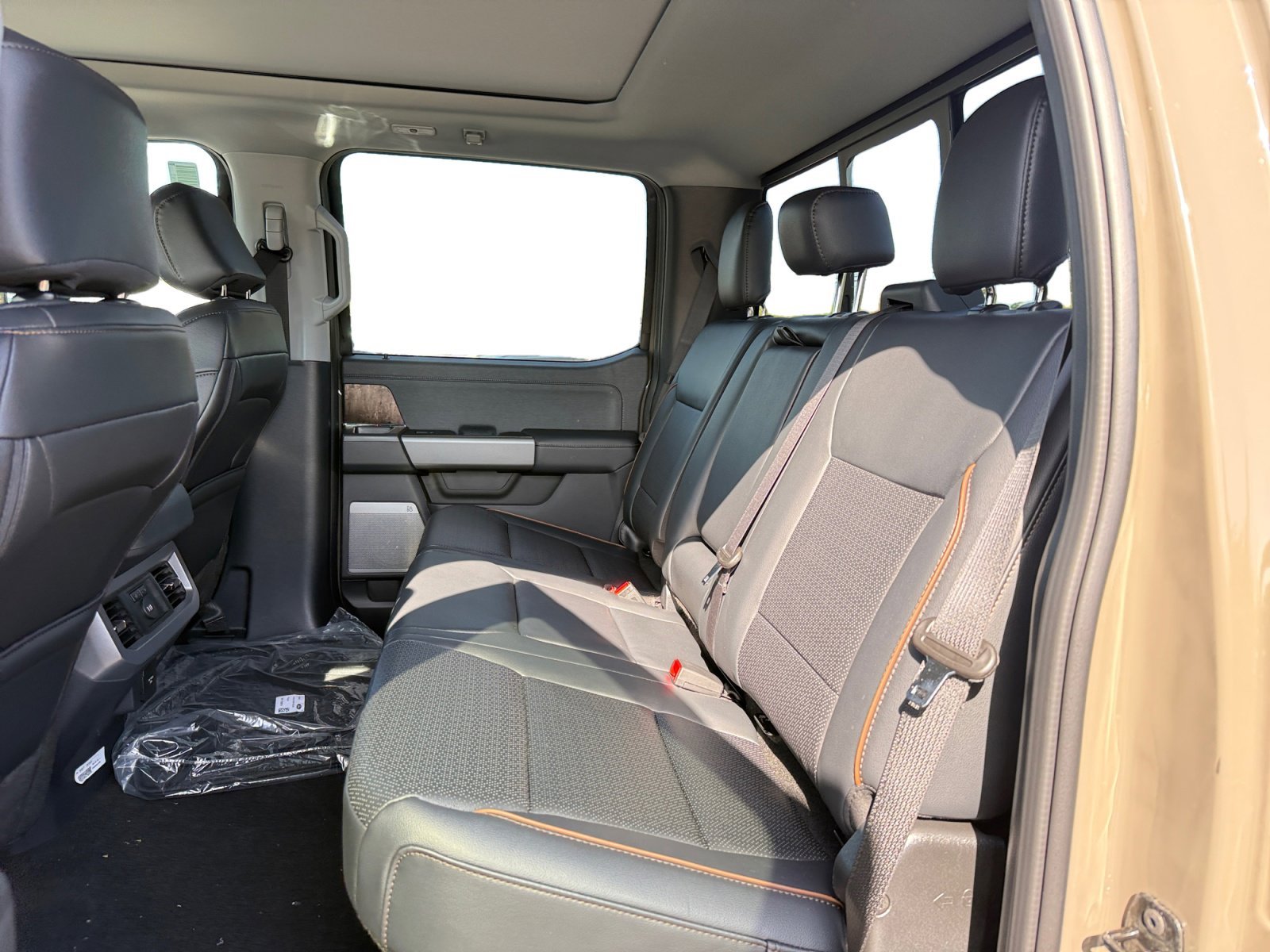 New 2026 Marsh Gray Ford F-250® Lariat® image 16