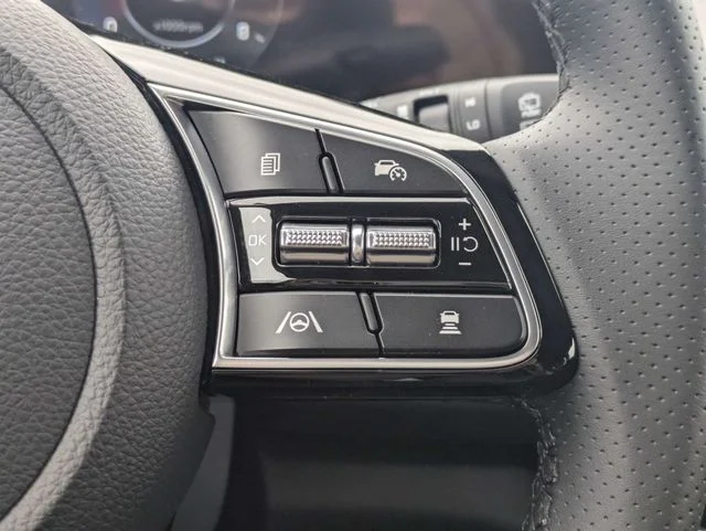 New 2026 Fusion Black Kia SX image 24
