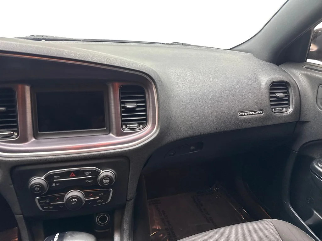 Used 2018 Gray Dodge SXT image 54