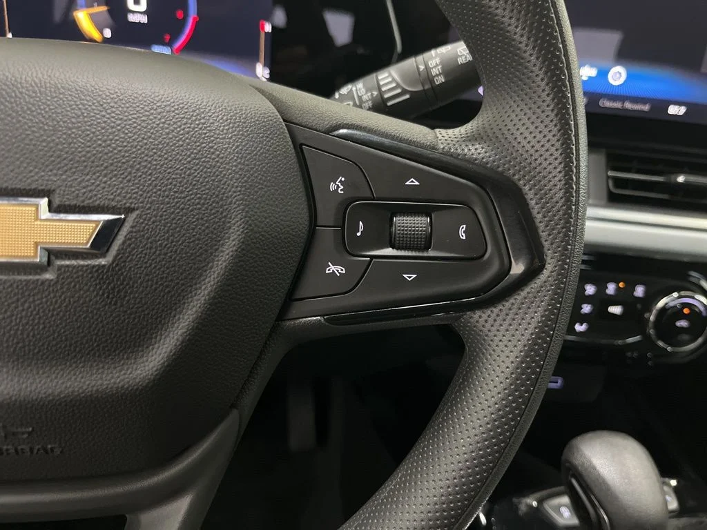 Used 2024 Brown Chevrolet LT image 7