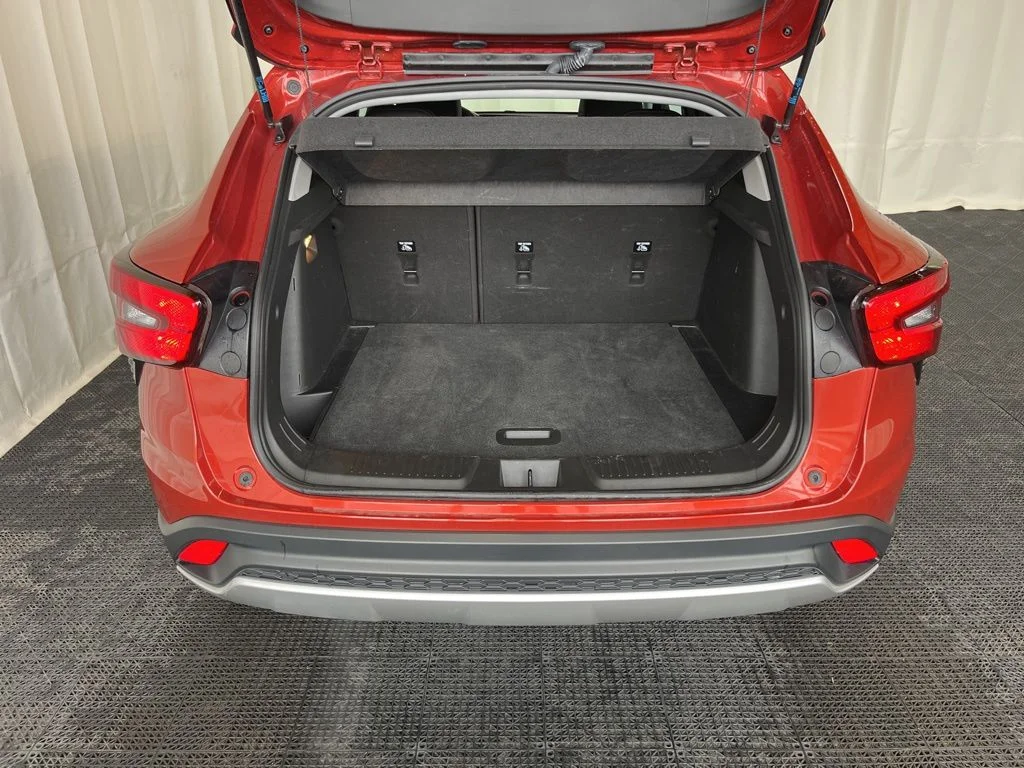 Used 2024 Red Chevrolet LT image 23