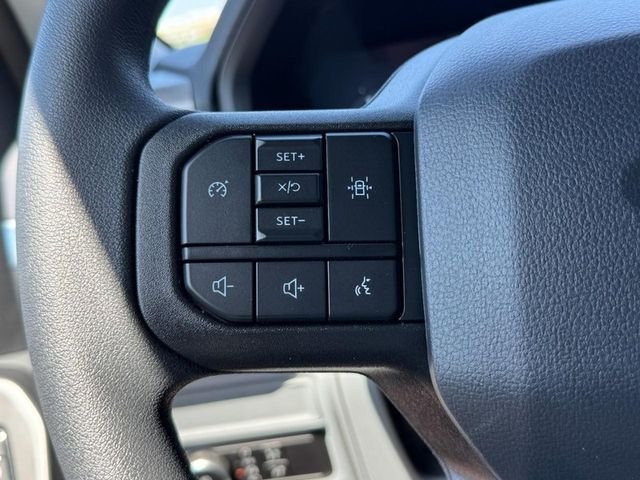 New 2026 Carbonized Gray Metallic Ford XLT image 10