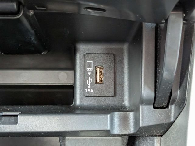 Used 2017 White Honda EX-L image 22
