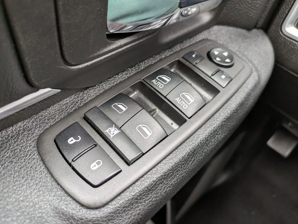 2024 RAM Ram 1500 Classic Warlock - Photo 23