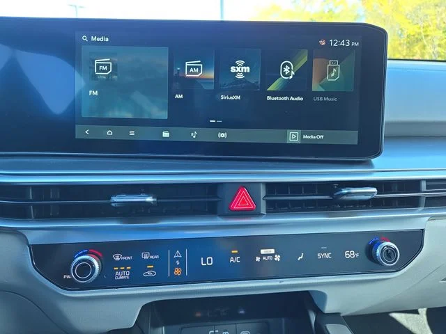 2026 Kia Sorento EX - Photo 10