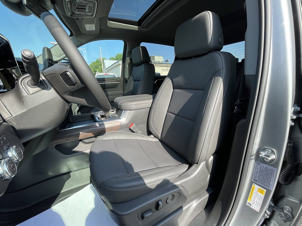 2026 GMC Sierra 3500HD SLT - Photo 17