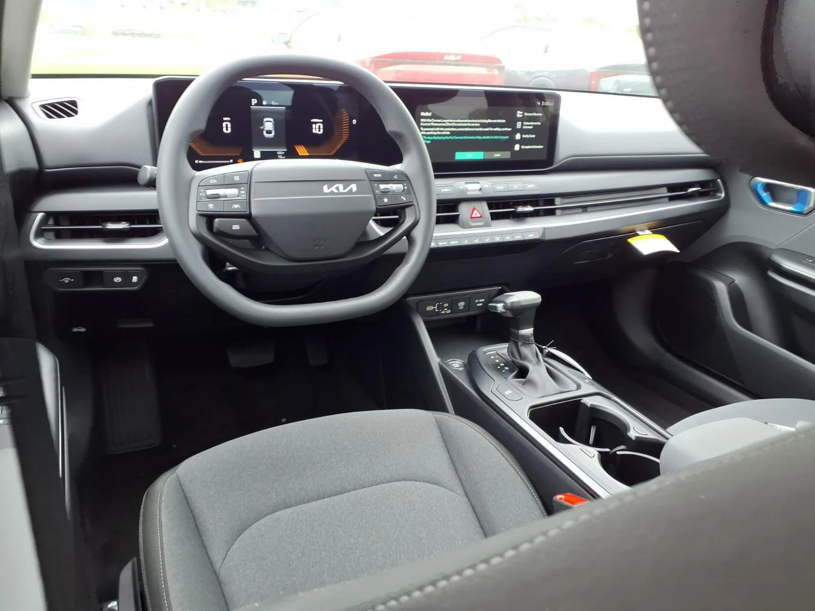 New 2026 Snow White Pearl Kia LXS image 4