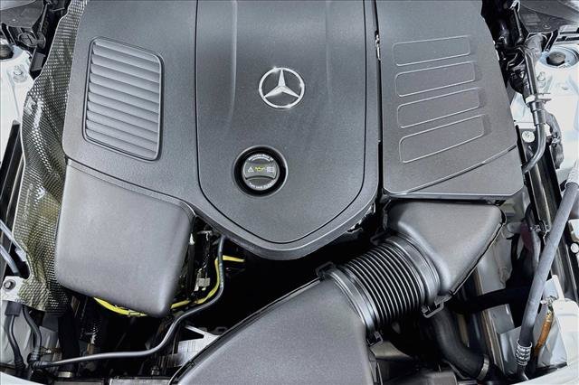 New 2026 Polar White Mercedes-Benz GLC 300 image 58