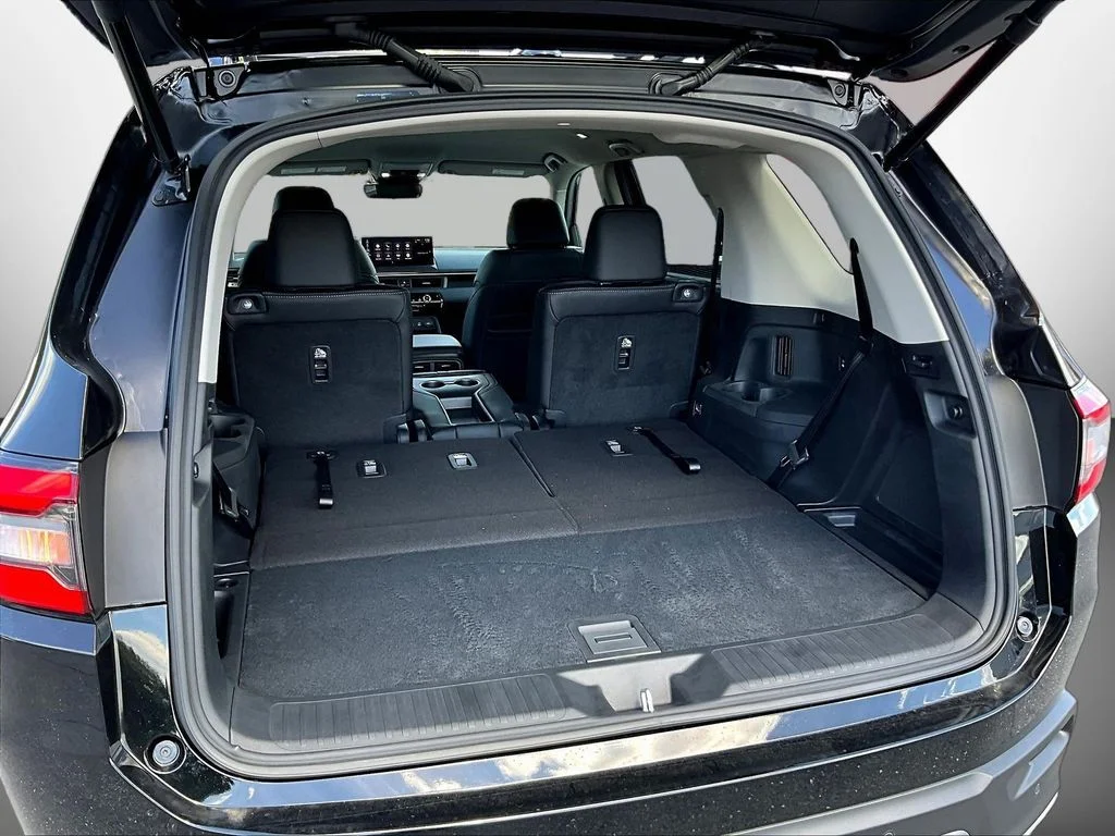 New 2026 Crystal Black Pearl Honda AWD EX-L image 8
