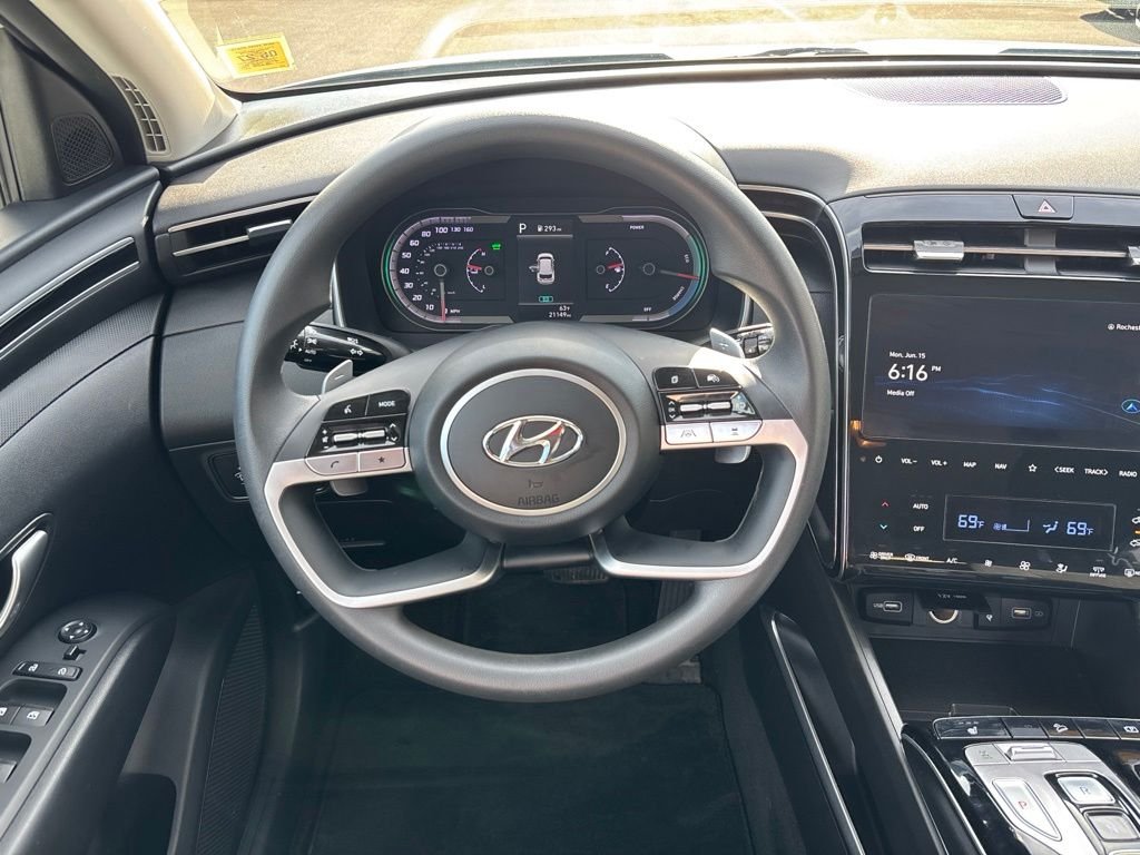 Used 2024 White Hyundai Blue image 11