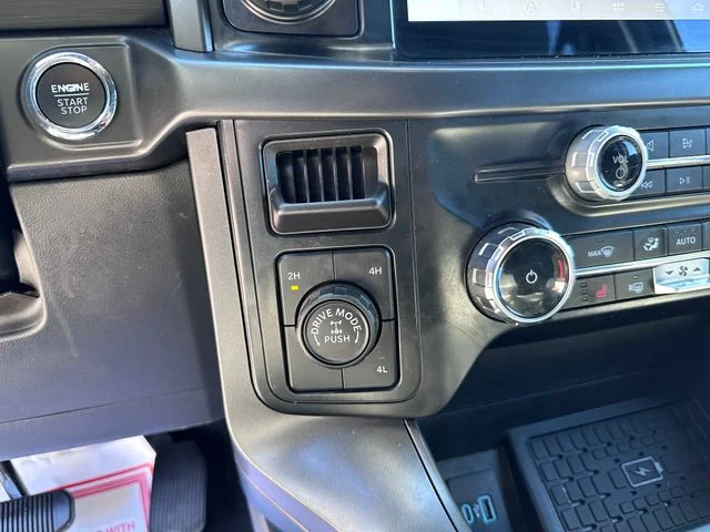 Used 2024 Black Ford XLT image 14