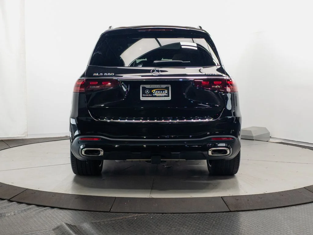 Used 2026 Black Mercedes-Benz GLS 580 image 32