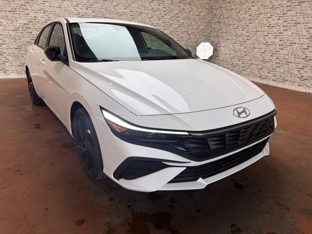 New 2026 Serenity White Hyundai SEL Sport image 9