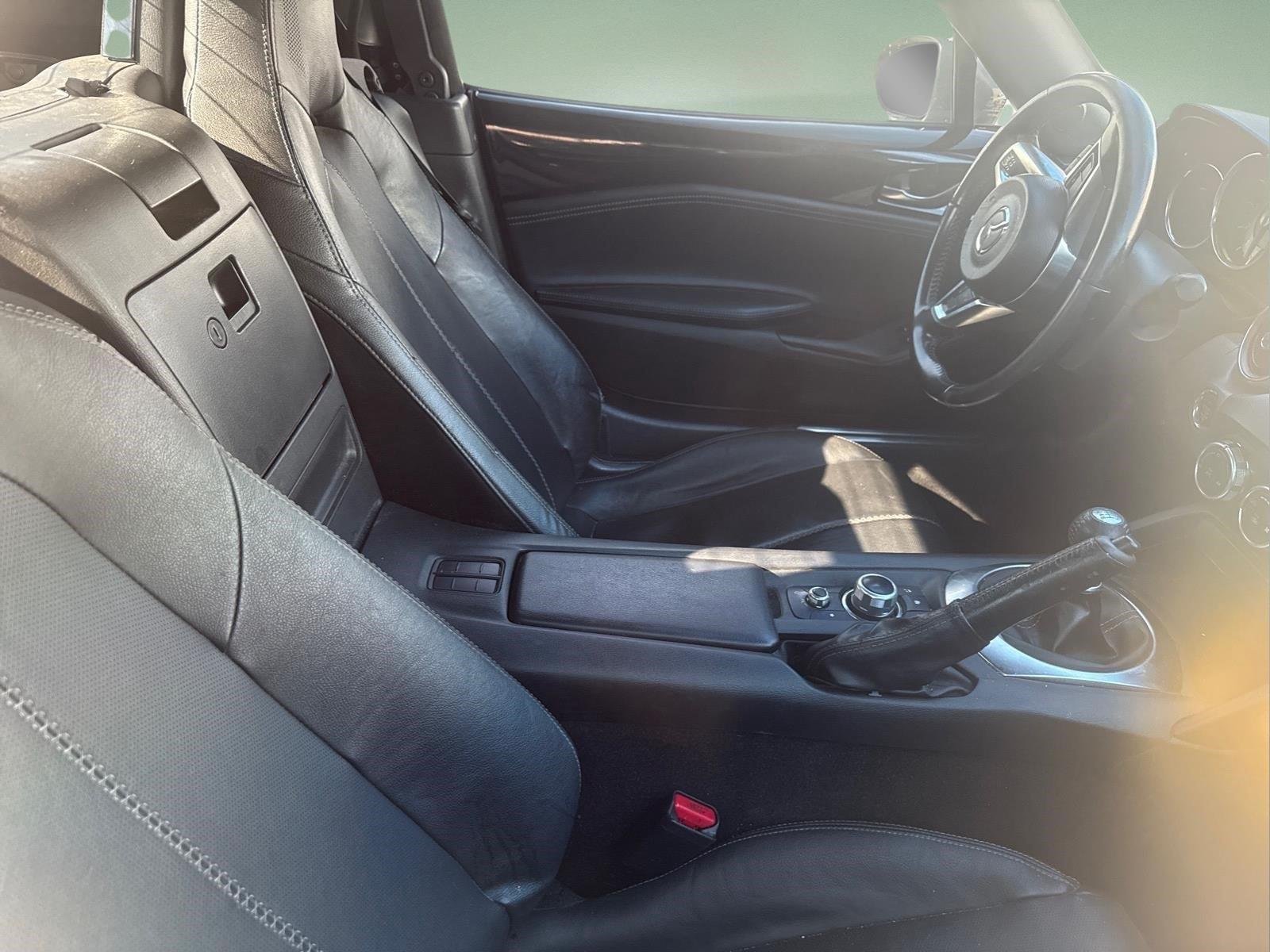 Used 2022 Jet Black Mica Mazda Grand Touring image 16