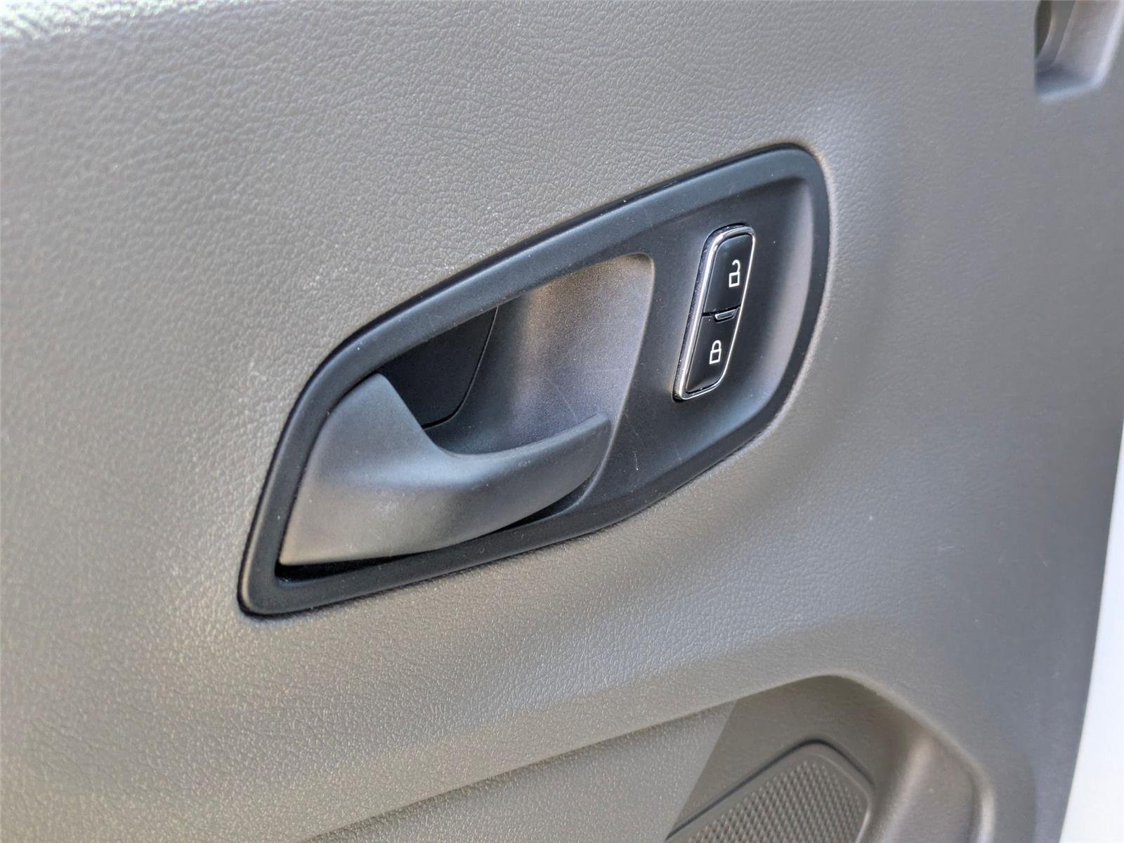 Used 2023 Oxford White Ford XLT image 11
