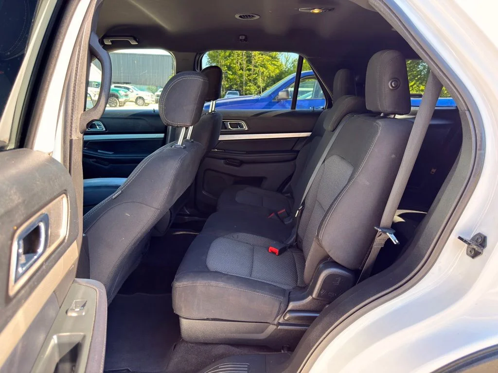 Used 2017 White Ford XLT image 19