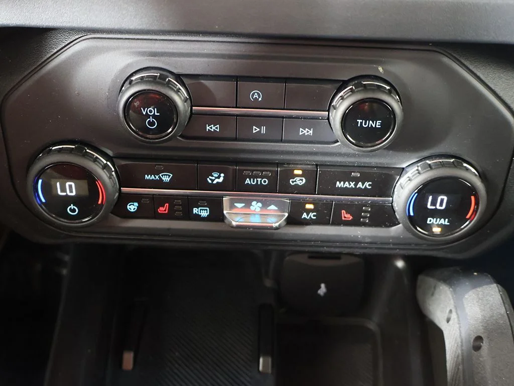 Used 2026 Beige Ford Badlands image 46