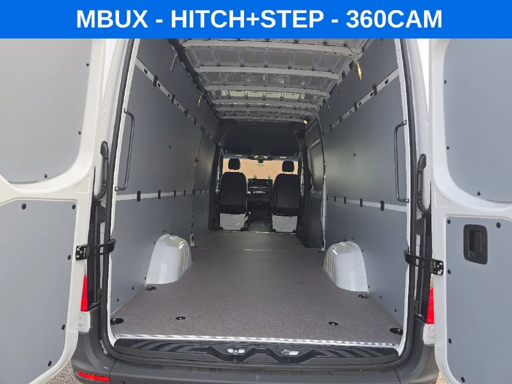 New 2026 Arctic White Mercedes-Benz Cargo 170 WB image 12