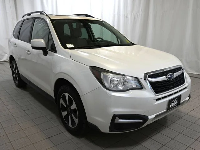 Used 2017 White Subaru 2.5i Premium image 15